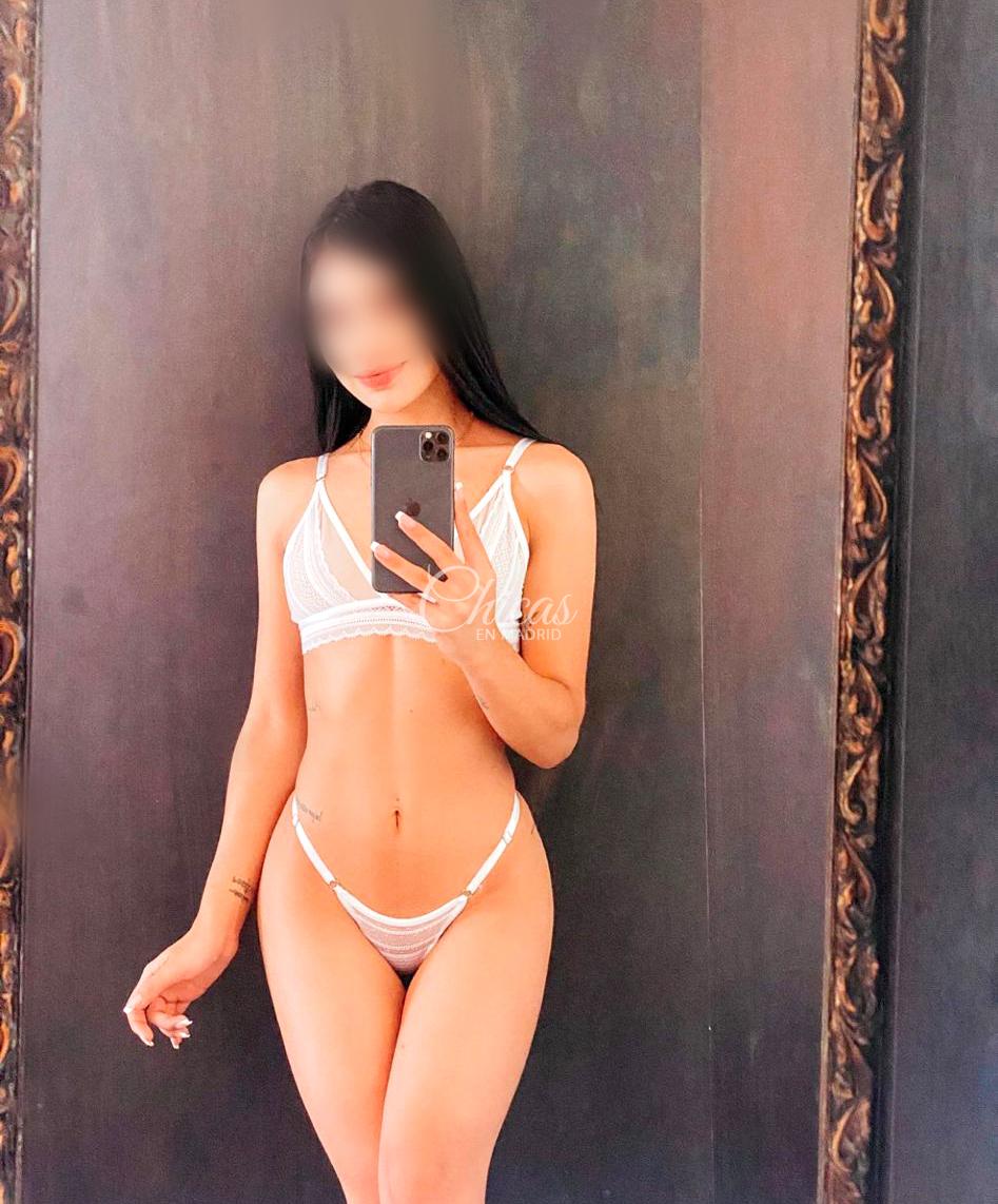 Catalina Escorts Colombiana 100 euros