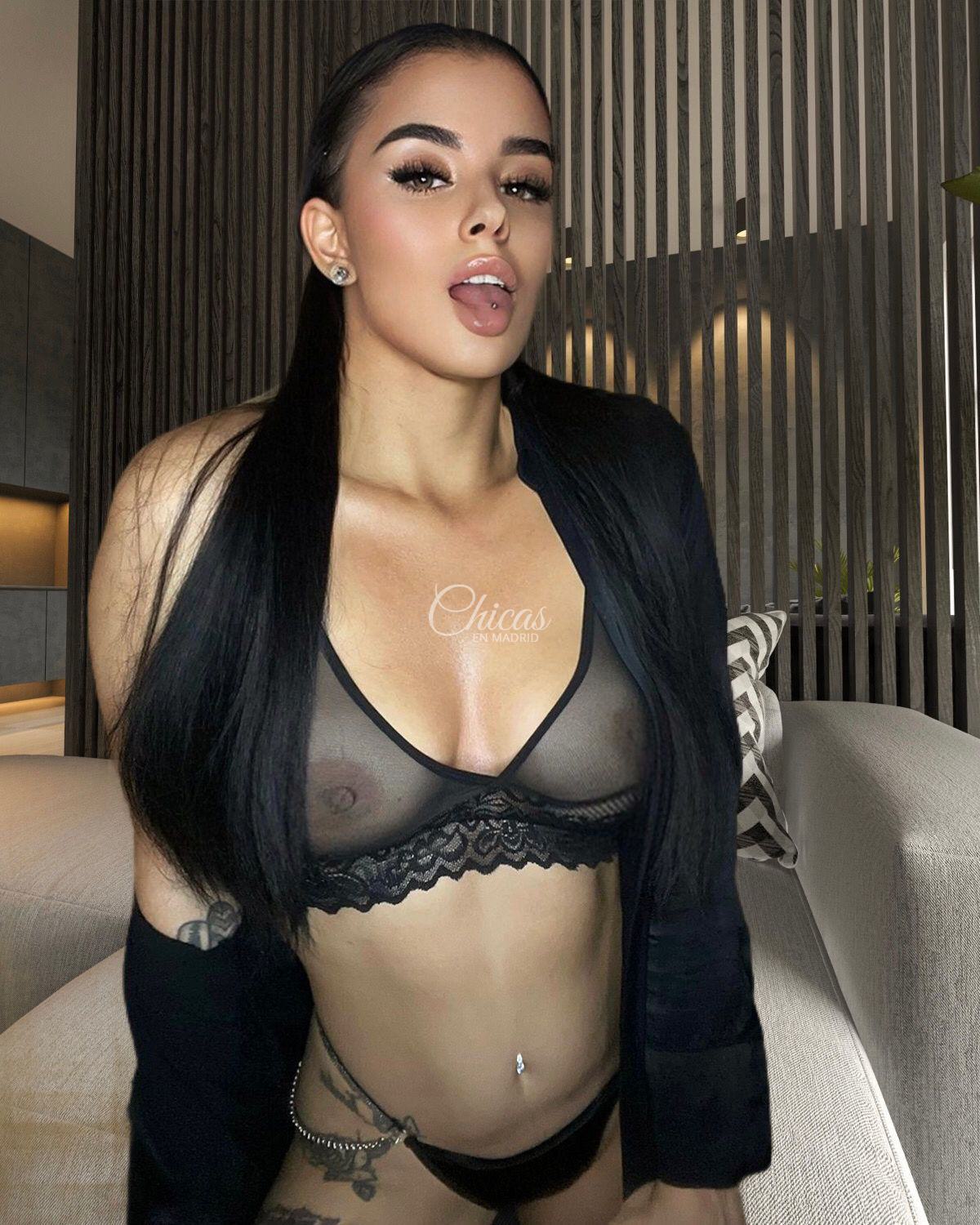 Cristal escort Colombiana