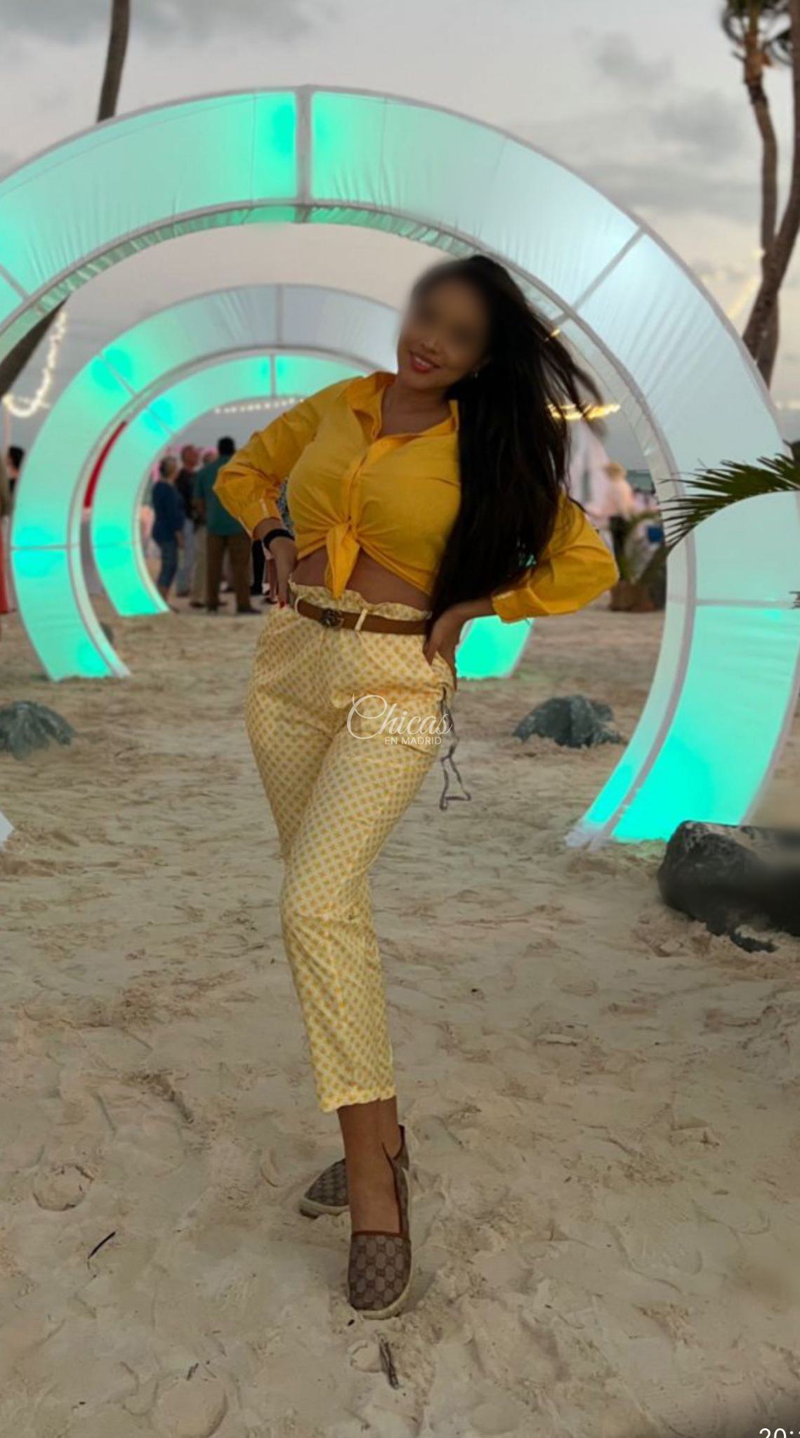 Romina tu escort venezolana