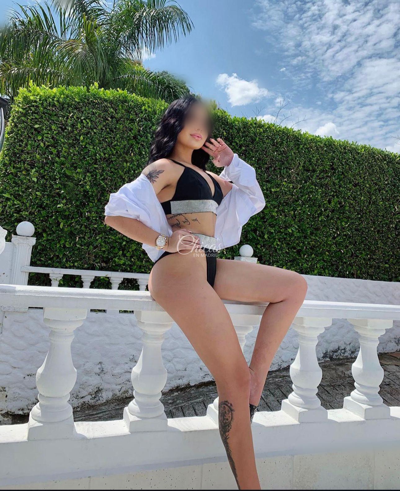 Dani escort colombiana