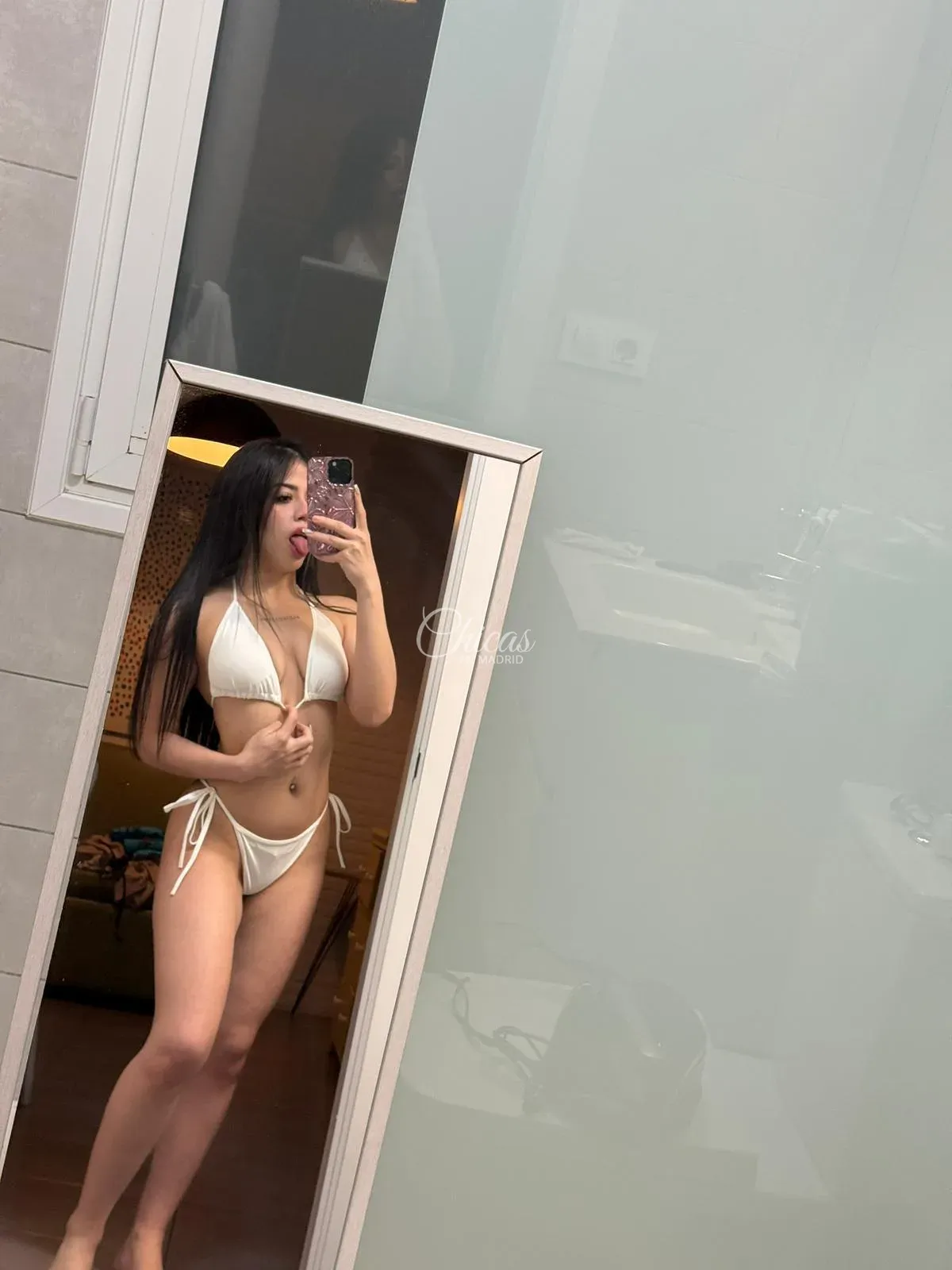 Nicole acompañante atrevida barrio Salamanca